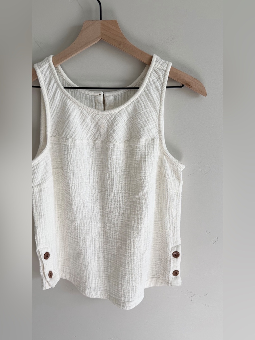 Kuhl Klover Cotton Gauze Tank in White - Picture 5 of 9
